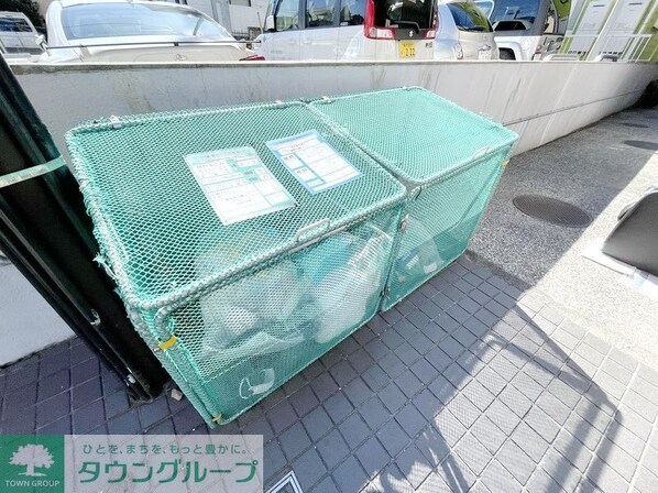 日宝コート金沢文庫の物件内観写真